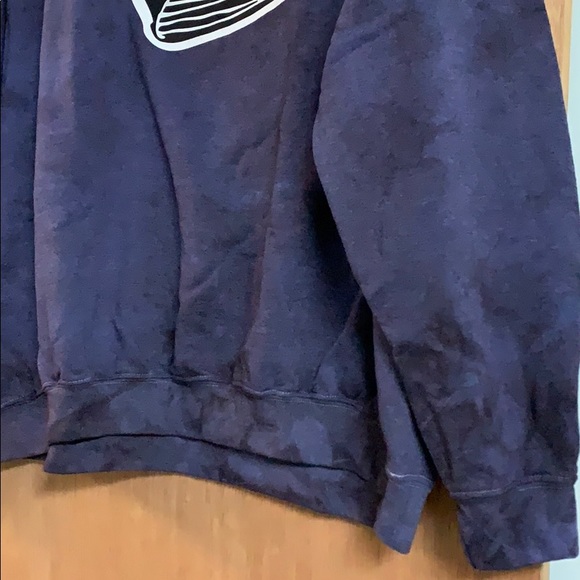 Hot Topic Black Matter MAGIC BOOK Plus SWEATSHIRT! - Picture 3 of 6